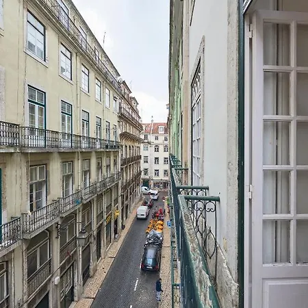 Spacious Apartment In The Perfect Lisbon Location, By Timecooler Exterior photo